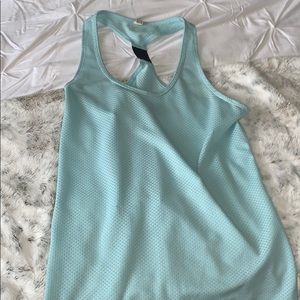 UNDER ARMOUR RACERBACK TANK
